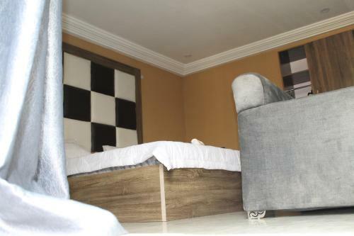Keqs Hotel