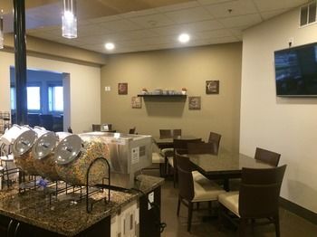 Hotel Comfort Inn & Suites Medicine Hat