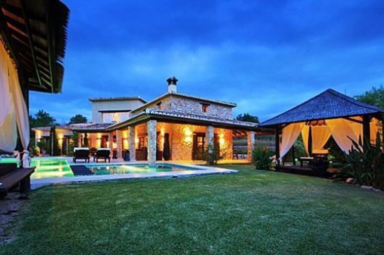 Villa Los Drossos 10 Pax
