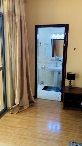 Aday - Lovington - Melody Garden 3 Bedroom Apartment