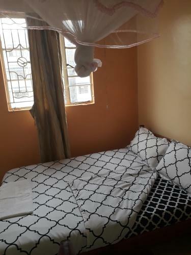Emmaccra Hotel