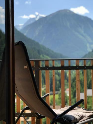 Stilfser H�uschen Mit Blick Auf K�nig Ortler