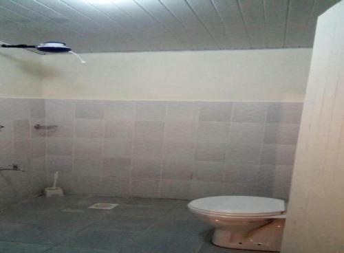 Hostal Quiet Comfortable Studio With Mature Garden View.