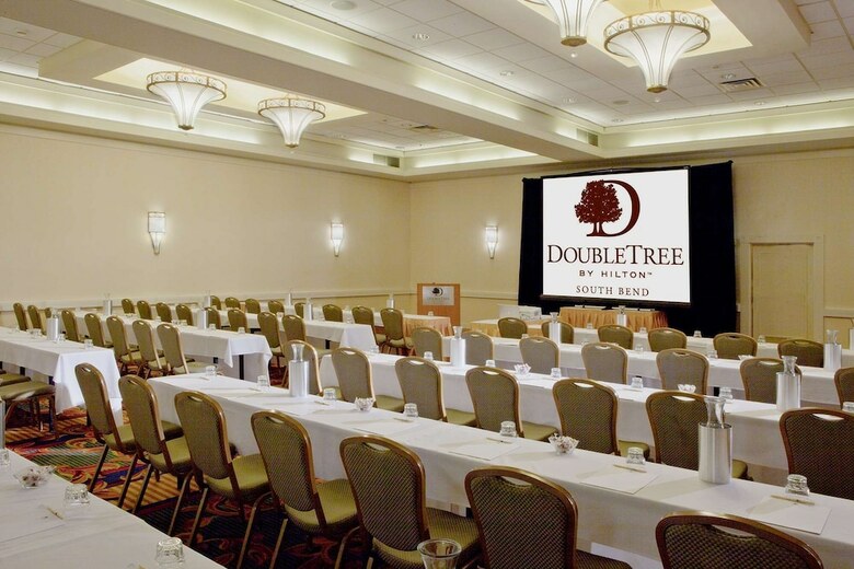 Doubletree By Hilton Hotel South Bend