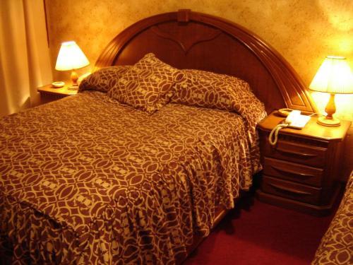 Hostal Versalles