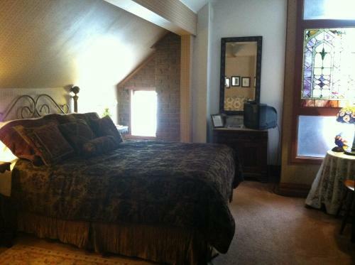 Corners Mansion Inn - A Bed And Breakfast