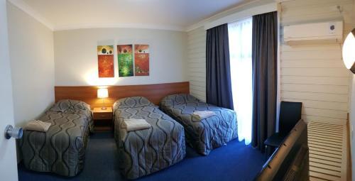 Amber Court Motor Inn