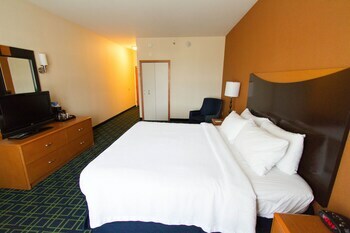 Hotel Fairfield Inn & Suites Santa Maria