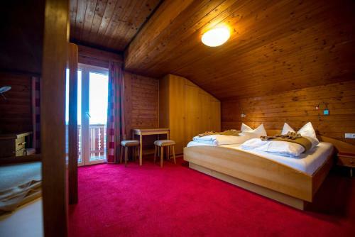 Hostal Almgasthof Fichtenheim - Emberger Alm