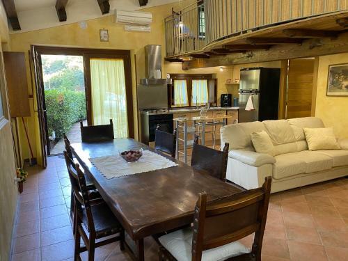 Casetta Santa Fortunata Guest House