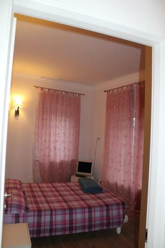 Fran's Apartments