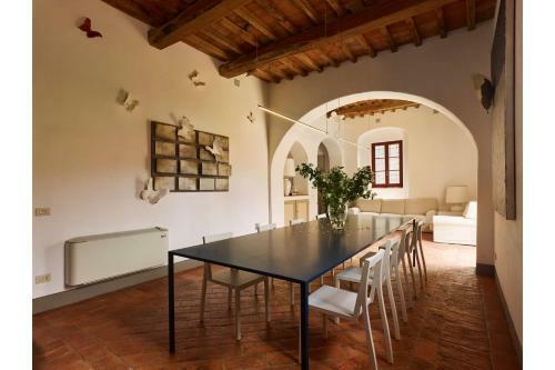 Villa De? Sernigi