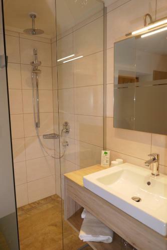 Hostal Gasthof Piburger See
