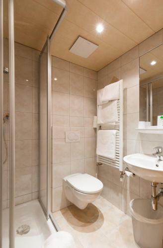 Hostal Gasthof Piburger See