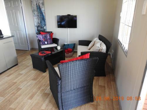 Illovo Beach Inn