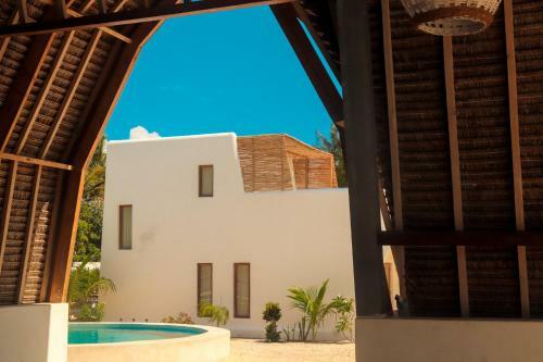 Hotel Kijani Beach Villas
