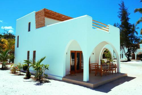 Hotel Kijani Beach Villas