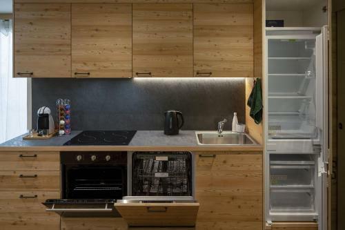 Casa Gal�t