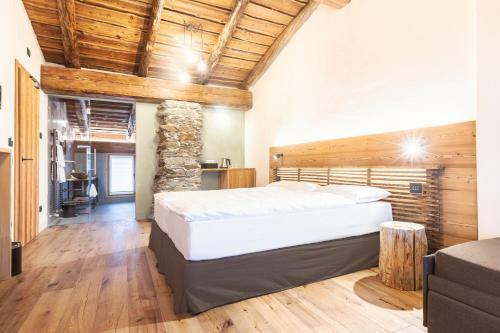 Curt Di Clement Eco Mobility Hotel