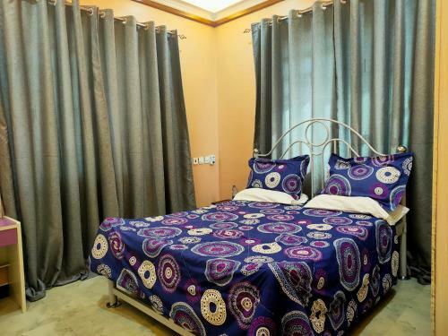 Apartamento Heavenly Apheartment With Backyard Swimming Pool