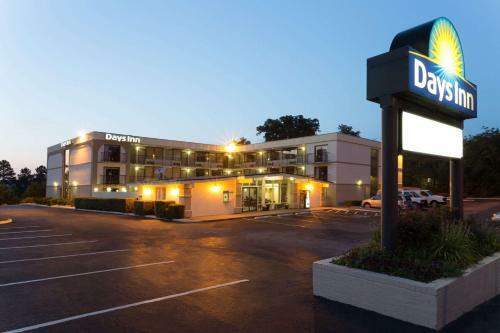 Motel Days Inn Raleigh South