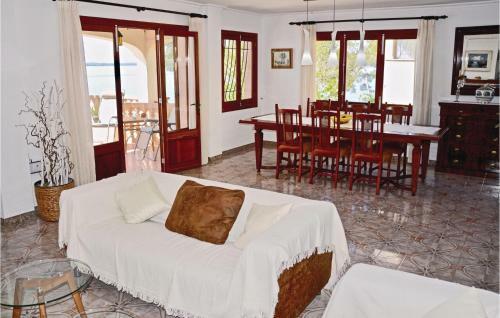 Holiday Home Cami De Alcanada No.