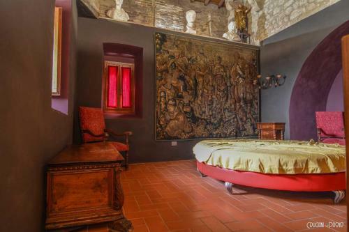 Hostal Torre Caetani- Night In A Medieval Tower