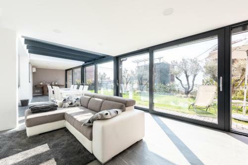 Como Lake Villa Torno