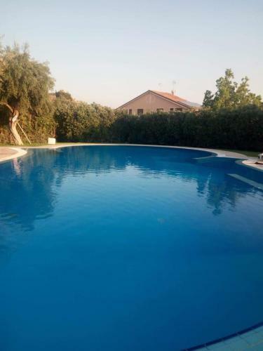 Deliziosa Villa A 500 Metri Dal Mare Con Piscina