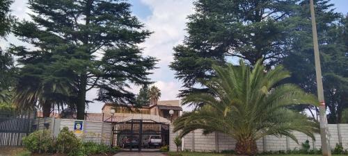 Hostal Diamond House Guesthouse And Retreat Centre