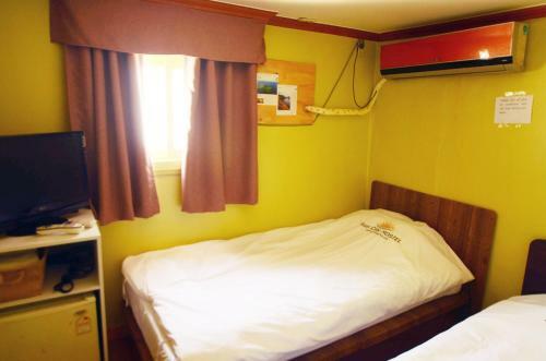 Suncity Hostel
