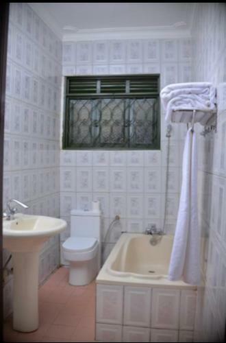 Nile Estates Villa Kiwatule