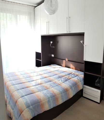 Apartamento Appartamento Olivi Mit Seeblick