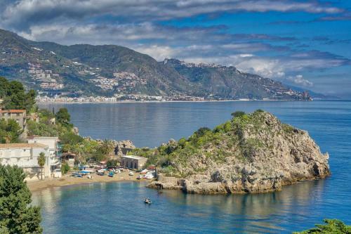 Luxury Apartment And Charm Sea View Isola Bella
