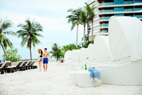 Sanya Shanhaitian Hotel