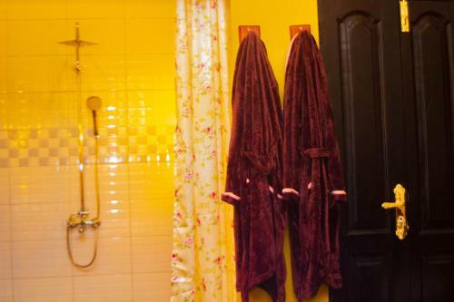 Greategrett Suites