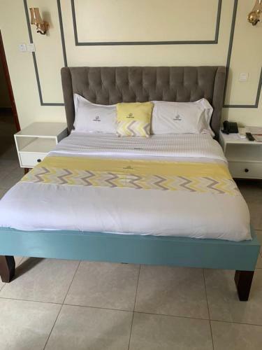 Avesta Hotel