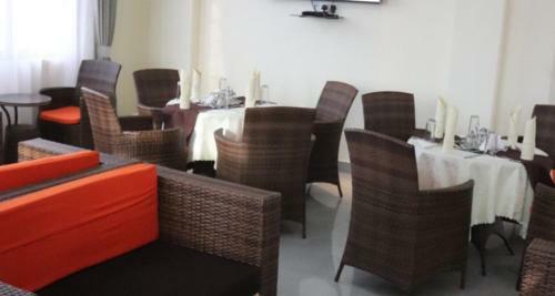 Avesta Hotel