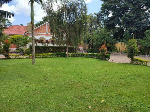 Hedge Guest House