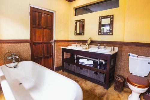 Villa Lakewood Zimbali Estate