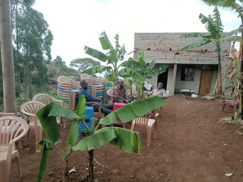 Hostal Mali Lodge And Safaris U Ltd