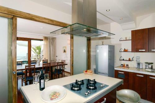 Luxury Apartment Sea View