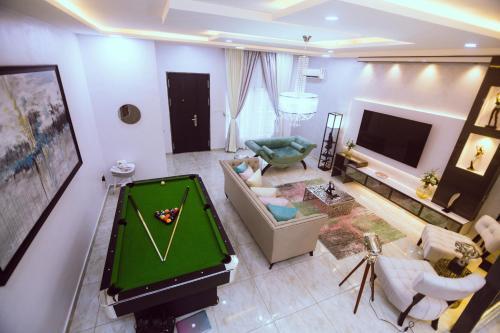 Shortlethomes Tiara's Short Let Apartment In Lekki Phase 1
