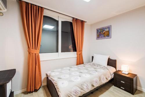 Hostal Gold Hill Guesthouse