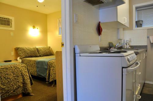 Rosedale Motel
