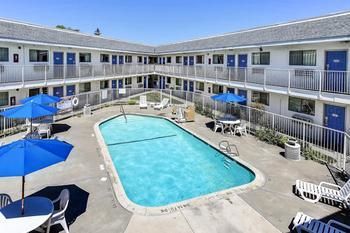 Motel 6 Oakland Airport