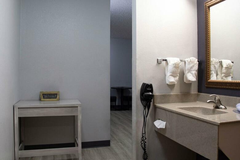 Hotel New Victorian Inn & Suites-norfolk