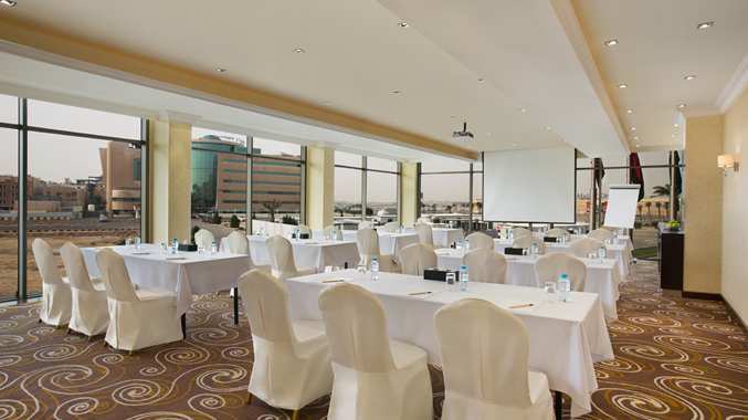 Hotel Doubletree By Hilton Dhahran