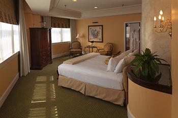 Haywood Park Hotel