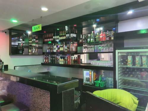 De?bliss Hotel And Suite